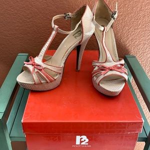 5” high heels made by r2 footwear